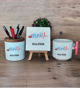 Hekim Hediye Sepeti Kupa Bardak T Kulplu, Kalemlik ve Dekoratif Taş Doktora Tıp Bayramı Hediyesi (Model 4)