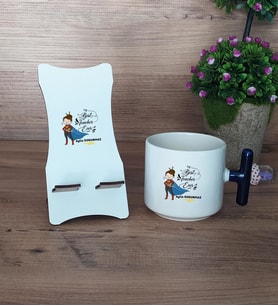 Kadın İngilizce Öğretmeni Hediye Sepeti Kupa Bardak T Kulplu ve Ahşap Telefon Standı Öğretmenler Günü Hediyesi (Model 2)
