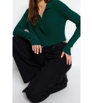 Kadın Modern Tarz Slim Polo Yaka Crop Triko Hırka (Zümrüt Yeşili)