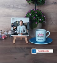 İspanyolca Öğretmeni Fotoğraflı Dekoratif Taş, Ahşap Altlıklı Türk Kahvesi Fincanı Hediye (Model 5)