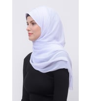 Pileli Çapraz Tela Bantlı Pratik Tesettür Şifon Şal (Beyaz)