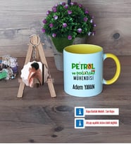 Petrol ve Doğalgaz Mühendisi Kupa Bardak Beyaz ve Fotoğraflı Ahşap Anahtarlık Hediye (Model 7)