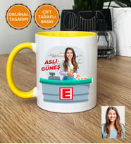 Kişiye Özel Karikatürlü Eczacı Hediye Kupa Bardak Kadın Eczacıya Tıp Bayramı Hediyesi (Sarı)