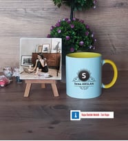 Baş Harf ve İsim Soyisim Fotoğraflı Dekoratif Taş, Kupa Bardak Beyaz Hediye (Model 7)