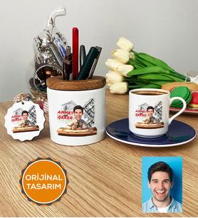 Kişiye Özel Karikatürlü Mimar Hediye Seti Türk Kahvesi Fincanı, Kalemlik, Anahtarlık Erkek Mimara Mimarlar Günü Hediyesi (Lacivert)