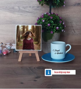 İsme Özel Fotoğraflı Dekoratif Taş, Ahşap Altlıklı Türk Kahvesi Fincanı Hediye (Model 5)