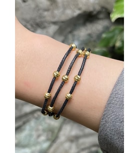 Gümüş Dorika Boncuklu Gümüş Kazaziye Üç Zincirli Siyah Bileklik : Altın-Siyah - 19 cm : Siyah - Beyaz - 17 cm : Altın-Siyah - 20 cm : Karışık - 19 cm : Siyah - Beyaz - 20 cm (Altın-Siyah)