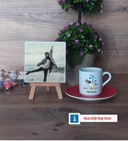 Adalet Öğretmeni Fotoğraflı Dekoratif Taş, Ahşap Altlıklı Türk Kahvesi Fincanı Hediye (Model 3)