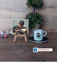 Erkek Kuaförü Fotoğraflı Dekoratif Taş, Ahşap Altlıklı Türk Kahvesi Fincanı Hediye (Model 7)