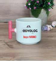 Odyolog Hediye Sepeti Kupa Bardak T Kulplu, Kalemlik ve Ahşap Telefon Standı Tıp Bayramı Hediyesi (Model 4)
