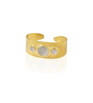 Kadir Jewellery 22 Ayar Altın Kaplama El İşçiliği Zirkon Taşlı Kadın Kelepçe Bilezik (Gri)