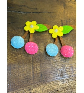 2 Lİ KEÇE KABARTMA RENKLİ KİRAZ ARMA DİKİŞ AKSESUARI 7X6 CM (Sarı)