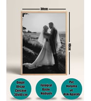 Doğal Ahşap Çerçeve 30x40 cm + Fotoğraf Hediyeli (Siyah - Beyaz)