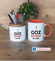 Göz Doktoru Kalemlik, Kupa Bardak T Kişiye Özel Hediye Tıp Bayramı Hediyesi (Model 13)