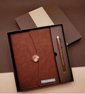 Kişiye Özel İsim Baskılı Defter Kalem Seti Farklı Renk Seçenekleriyle (Kahverengi)