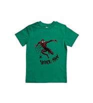 Spiderman baskılı örümcek adam pamuklu penye kumaş yazlık çocuk tişört (Yeşil)