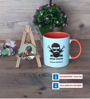 Erkek Kuaförü Kupa Bardak Beyaz ve Fotoğraflı Ahşap Anahtarlık Hediye (Model 13)