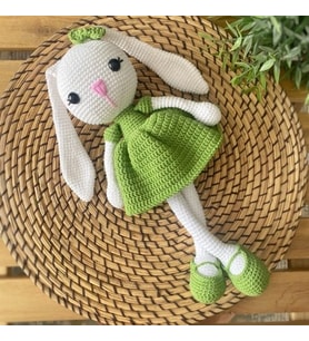 Zeynphobidunyam Amigurumi Uzunkulak Tavşan (Yeşil)