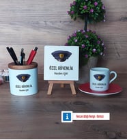 Özel Güvenlik Görevlisi Hediye Seti Dekoratif Taş, Kalemlik, Ahşap Altlıklı Türk Kahvesi Fincanı Hediye (Model 3)