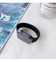 Apple Watch 44mm KRD-31 Medium Silikon Kordon (Siyah)