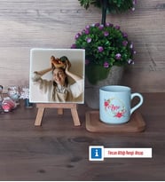 İsme Özel Doğum Günü Hediyesi Fotoğraflı Dekoratif Taş, Ahşap Altlıklı Türk Kahvesi Fincanı Hediye (Model 1)