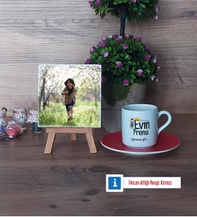 Evin Prensi Fotoğraflı Dekoratif Taş, Ahşap Altlıklı Türk Kahvesi Fincanı Hediye (Model 3)
