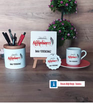 Kütüphaneci Hediye Seti Dekoratif Taş, Kalemlik, Ahşap Altlıklı Türk Kahvesi Fincanı, Ahşap Anahtarlık Hediye (Model 8)