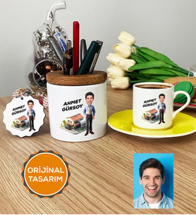 Kişiye Özel Karikatürlü Emlakçı Hediye Seti Türk Kahvesi Fincanı, Kalemlik, Anahtarlık Emlakçı Hediyeleri (Sarı)