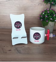Love Your Self Hediye Sepeti Kupa Bardak T Kulplu ve Ahşap Telefon Standı Arkadaşa Hediye, Anneye Hediye (Model 1)