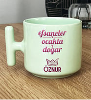 Kişiye Özel Kova Oğlak Burcu Hediye Pastel T Kupa Doğum Günü Hediyesi (Yeşil)