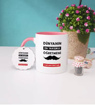 Dünyanın En Yakışıklı Öğretmeni Kupa Bardak ve Anahtarlık (Pembe)