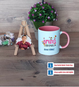 Almanca Öğretmeni Kupa Bardak Beyaz ve Fotoğraflı Ahşap Anahtarlık Hediye (Model 6)