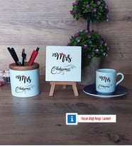 Eşe Hediye Mrs Hediye Seti Dekoratif Taş, Kalemlik, Ahşap Altlıklı Türk Kahvesi Fincanı Hediye Yıl Dönümü Hediyesi (Model 4)