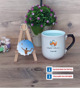 Voleybol Antrenörü Kupa Bardak Beyaz ve Fotoğraflı Ahşap Anahtarlık Hediye (Model 10)