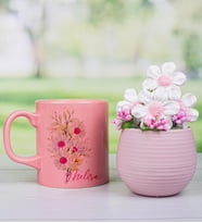 eJOYA Kişiye Özel Kupa Bardak & Papatyalar Aranjmanı 111806 (Pembe)