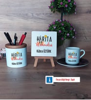 Harita Mühendisi Hediye Seti Dekoratif Taş, Kalemlik, Ahşap Altlıklı Türk Kahvesi Fincanı Hediye (Model 7)