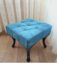 Kapitoneli Makyaj Pufu Ayak Ucu Puf Siyah Ayak (45*45) (Turkuaz)