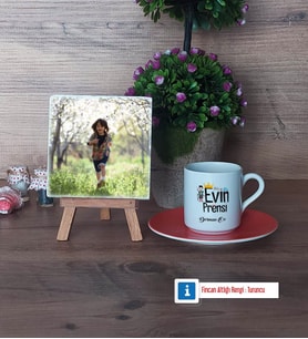 Evin Prensi Fotoğraflı Dekoratif Taş, Ahşap Altlıklı Türk Kahvesi Fincanı Hediye (Model 8)