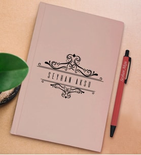 BK Gift Kişiye Özel İsimli Pudra Pembesi Sert Kapaklı Defter ve Tükenmez Kalem Seti, Arkadaşa Hediye, Yeni İş Hediyesi, Doğum Günü Hediyesi (Model 18)