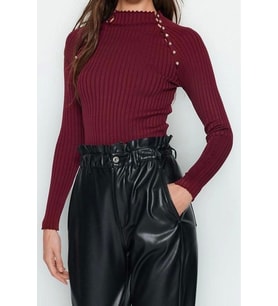 Stil Modern Kadın Regular Standart Kol Dik Yaka Pencere Cut Out Aksesuar Detaylı Triko Kazak (Bordo)