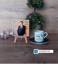 Sınıf Öğretmeni Fotoğraflı Dekoratif Taş, Ahşap Altlıklı Türk Kahvesi Fincanı Hediye (Model 7)