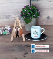Erkek Türk Dili ve Edebiyatı Öğretmenine Hediye Türk Kahvesi Fincanı Ahşap Altlıklı ve Fotoğraflı Ahşap Anahtarlık Hediye (Model 7)