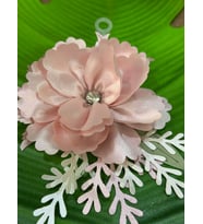 ZİRKON TAŞLI SATEN ÇİÇEK BROŞ YAKA GİYİM AKSESUARI 12 CM (Pembe)