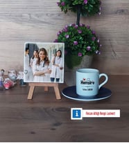 Hemşire Fotoğraflı Dekoratif Taş, Ahşap Altlıklı Türk Kahvesi Fincanı Hediye (Model 4)