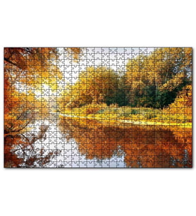 Cakapuzzle Sonbaharda Ormanın İçindeki Berrak Nehir Puzzle Yapboz MDF (Ahşap) (1000 Parça)