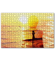 Cakapuzzle Altın Rengi Güneş Okyanus ve Sahildeki Kız  Puzzle Yapboz MDF (Ahşap) (1000 Parça)