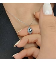 925 Ayar Gümüş Pırlanta Görünümlü Damla Şık Kolye (Lacivert)