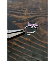 Zirkon Taşlı Ayarlanabilir Fiyonk Kadın Yüzük (Gümüş - Pembe)