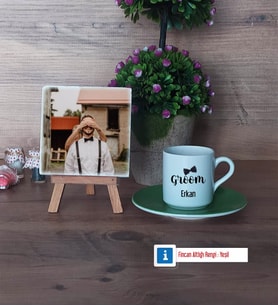 Groom Fotoğraflı Dekoratif Taş, Ahşap Altlıklı Türk Kahvesi Fincanı Hediye (Model 9)
