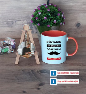 Erkek Öğretmene Hediye Kupa Bardak Beyaz ve Fotoğraflı Ahşap Anahtarlık Hediye (Model 13)